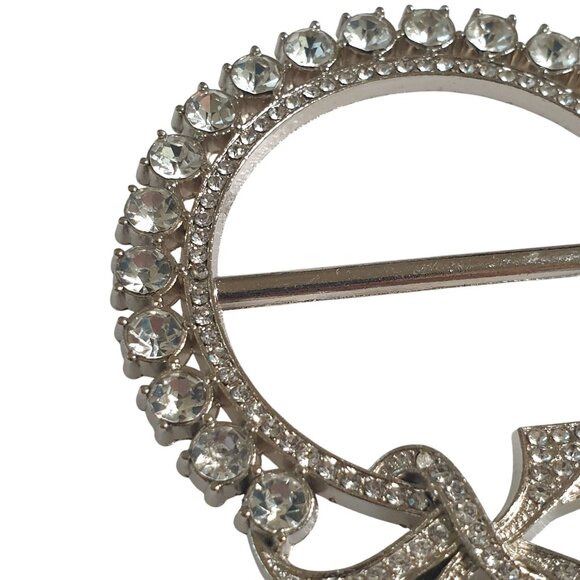 Vintage Rhinestone Circle Bow Scarf Wreath Clear Silver Tone Holiday Fashion - Picture 2 of 6